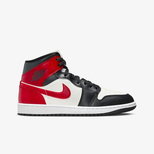 Air Jordan 1 Mid 'Black Toe' (W)